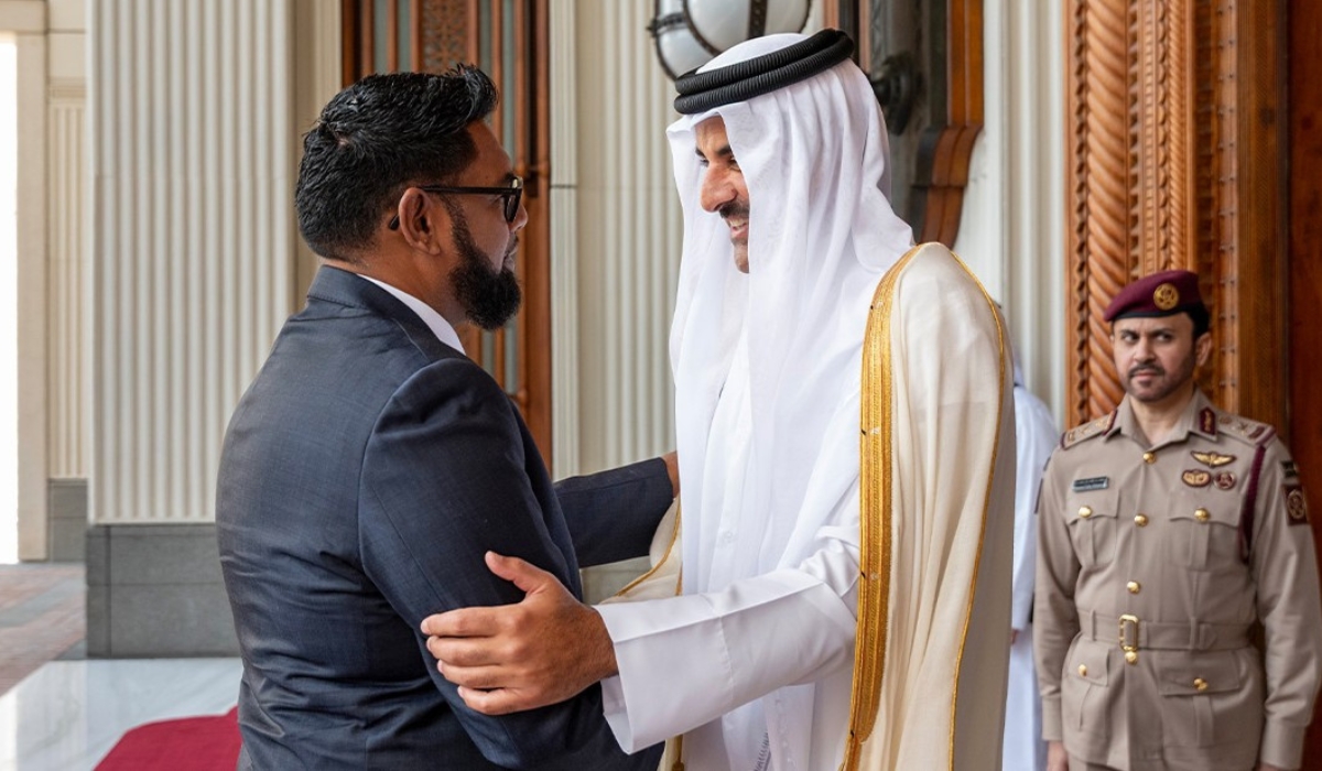 HH the Amir, President of Cooperative Republic of Guyana Hold Official Talks Session